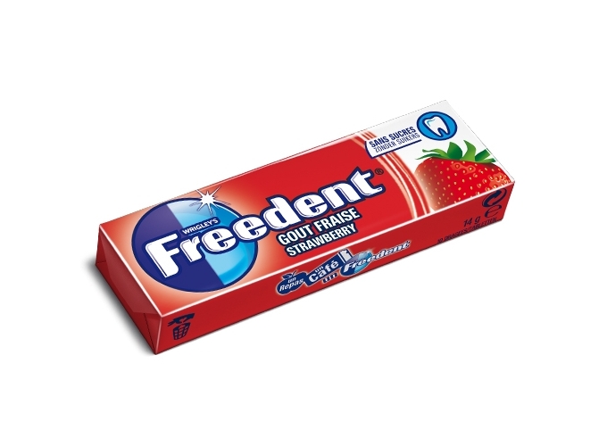BTE 30 ETUIS FREEDENT FRAISE (1)