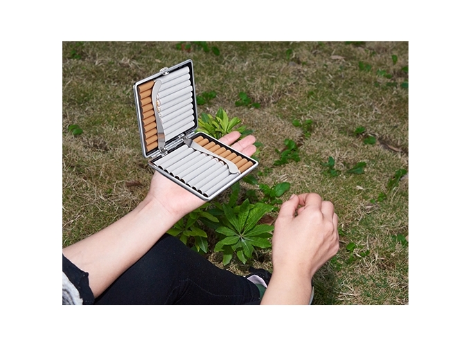 ETUI PAQ PLASTIQUE CIGARETTES CHAMP (PR.12)