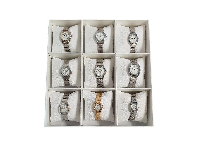MONTRE METAL FEMME (COFFRET DE 9 MONTRES)